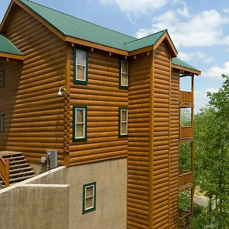 Elegant Elk, 6Bdrm 6Bath, Specials, Free Tickets, Elevator, Amazing View, Hot Tub, Gameroom